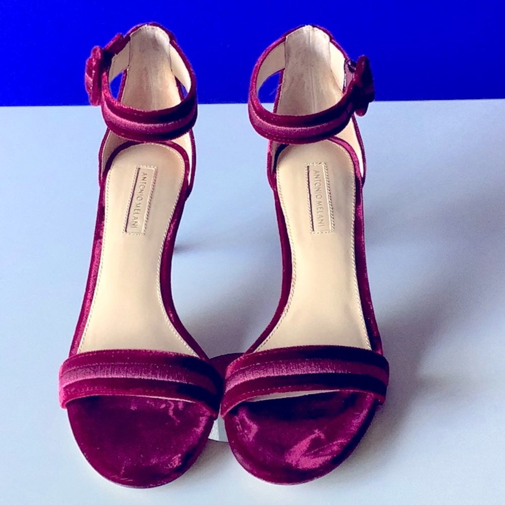 Dress shoes